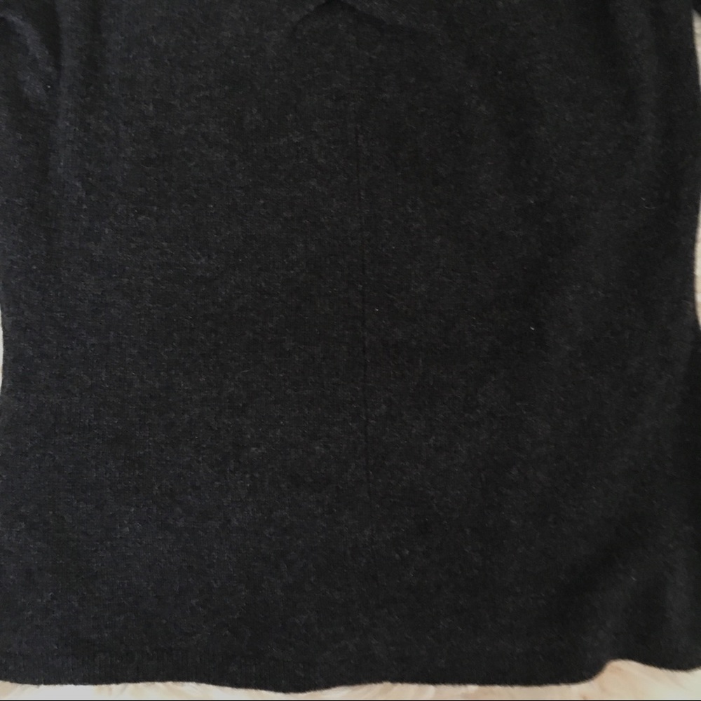 Nwot Ellie Tahari 100% Cashmere Sweater View 3
